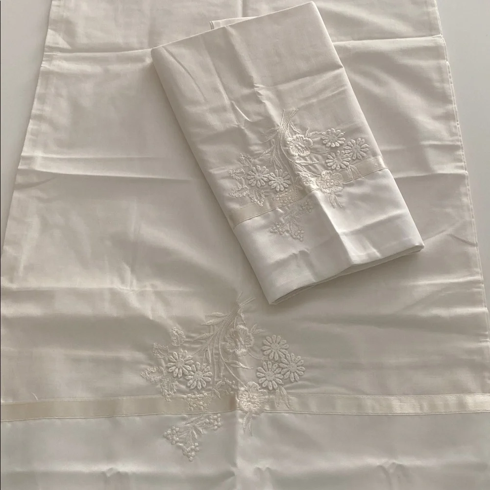 Vintage white hand Embroidered flat sheet pillowcase combo Bedding Set queen